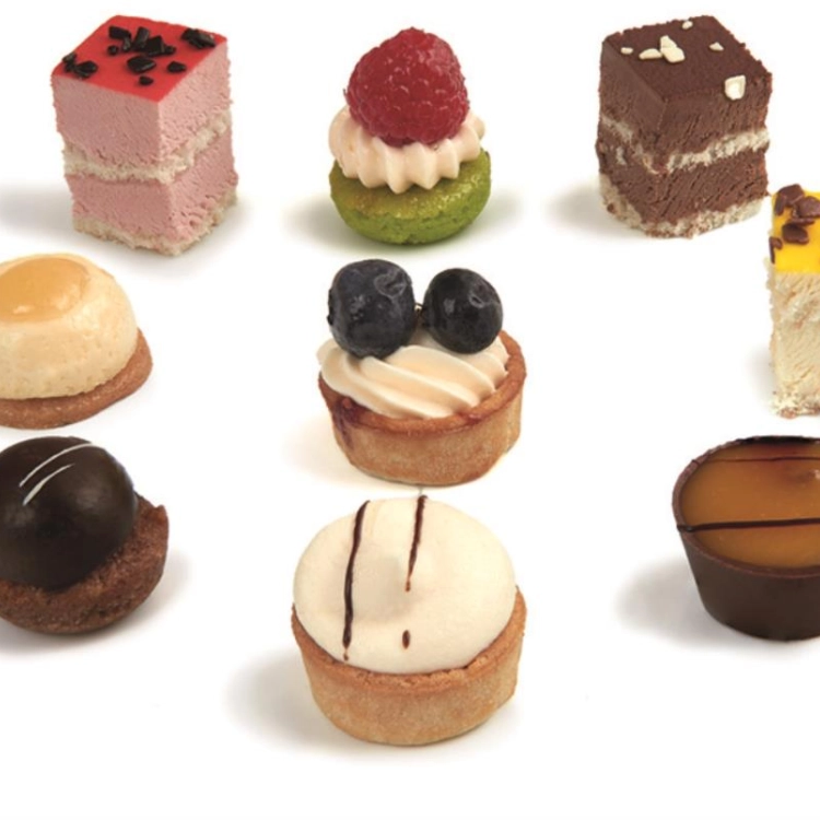 SURTIDO DE MINI POSTRES